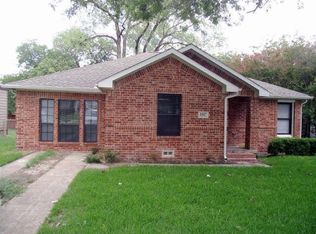 1417 Cedar Crest Dr, Garland, TX