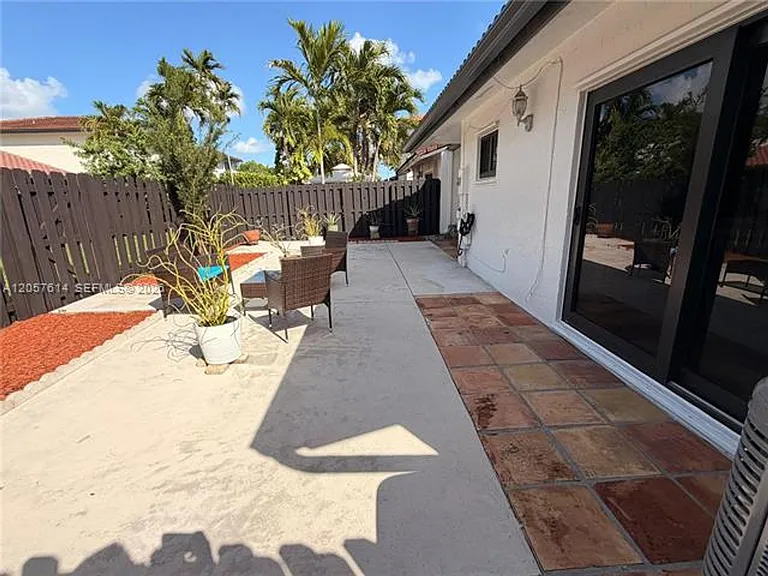 6641 NW 174th Ter #6641 — Photo 13
