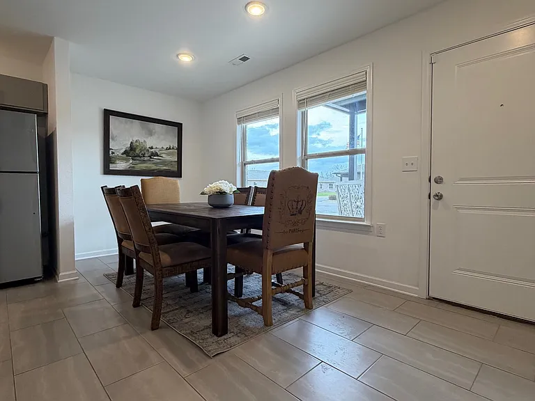 4264 Chisholm Rd — Photo 6