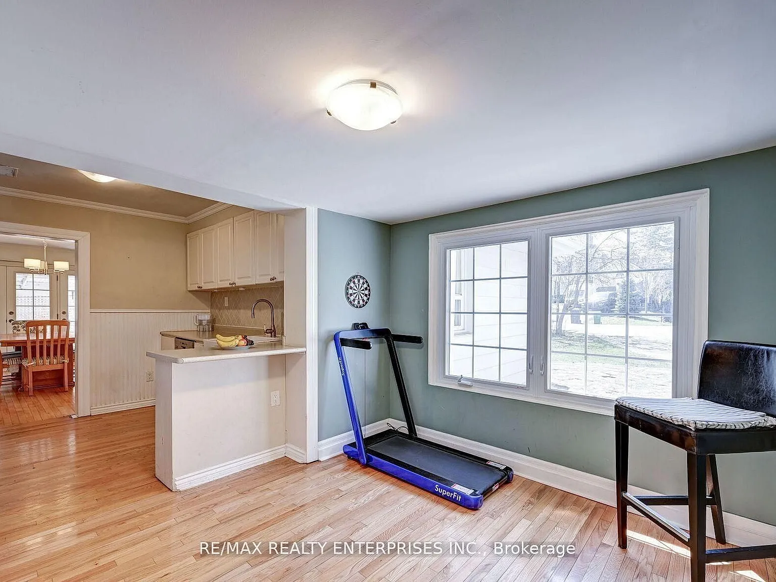 3 bed, $4,000 — Photo 4