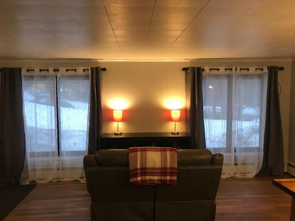 28 Beech St UNIT 1, Sunapee, NH 03782