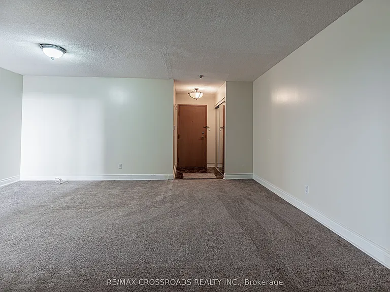 88 Corporate Dr #1714 — Photo 9