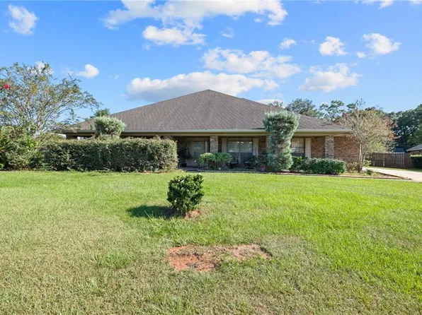 10715 Hunters Ct E, Mobile, AL 36695