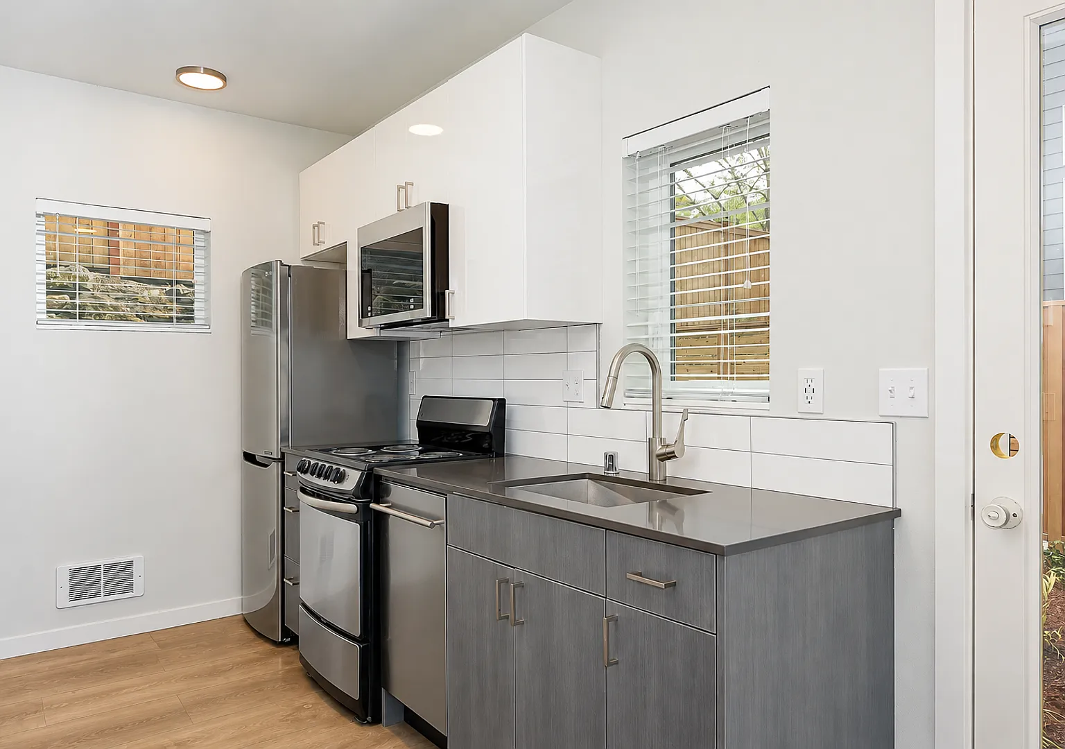 Birch Apartments Annex — Photo 3