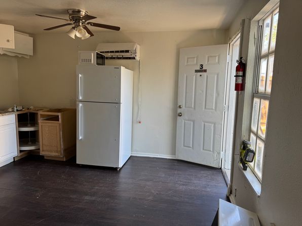 413 N Jefferson St APT 3