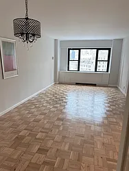 Rented by Anita Loewy, Inc