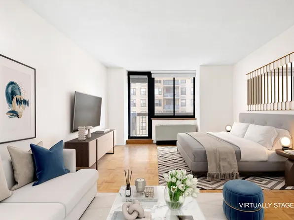 250 East 40th Street image 1 of 12