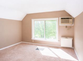1689 Marshall Ave, Saint Paul, MN 55104