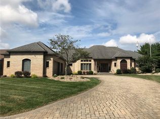 1069 Rector Rd, Vienna, WV 26105