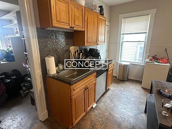 3rd image of 65 Hillside St #22