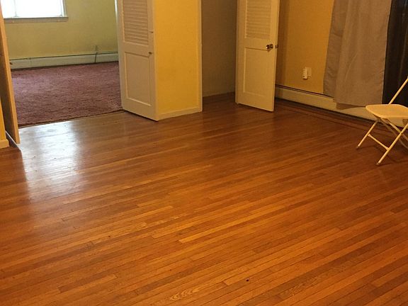 4th image of 54 Wales Ave #1