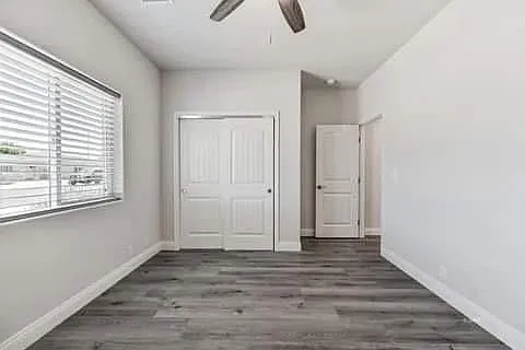 401 Abigail St — Photo 14