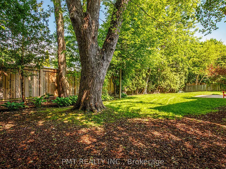 491 Maple Ave — Photo 46