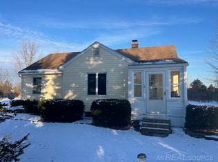 1376 Lathrop Rd, Allenton, MI 48002