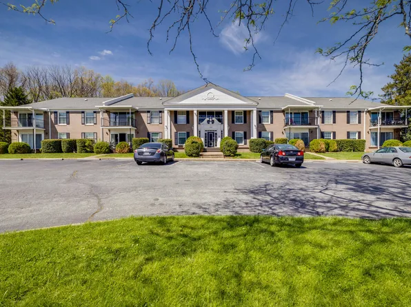 202 University Pkwy APT 2E, Johnson City, TN 37604