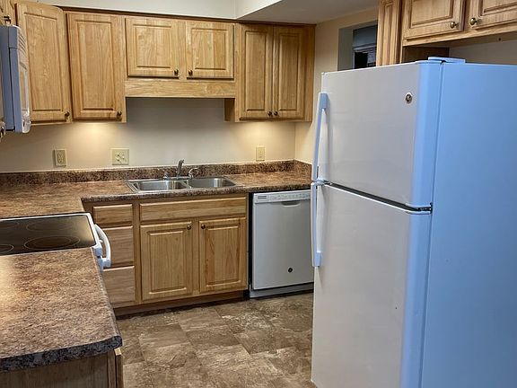 3rd image of 1510 Chicago Ave #7