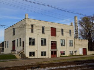 336 N Spring St, Columbus, WI 53925