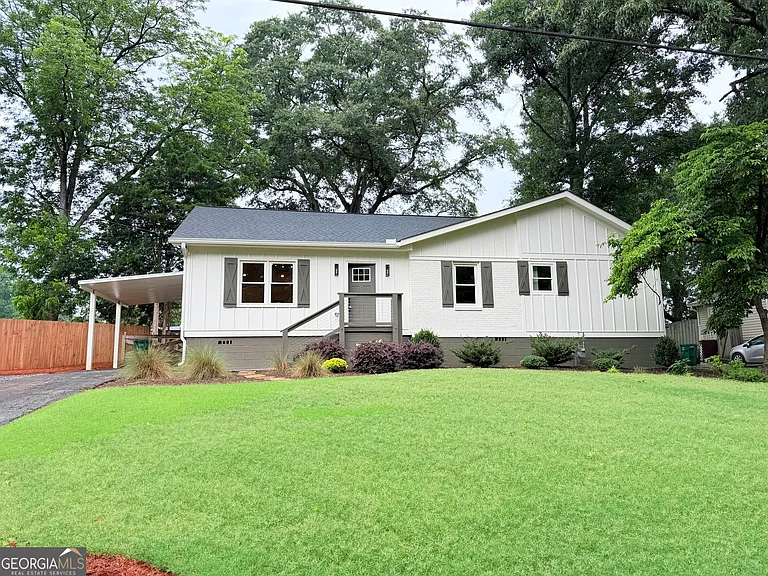 3300 Ridgecrest Rd SE — Photo 22