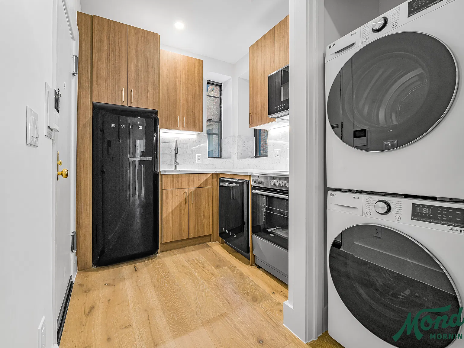 255 West 15th Street — Photo 4