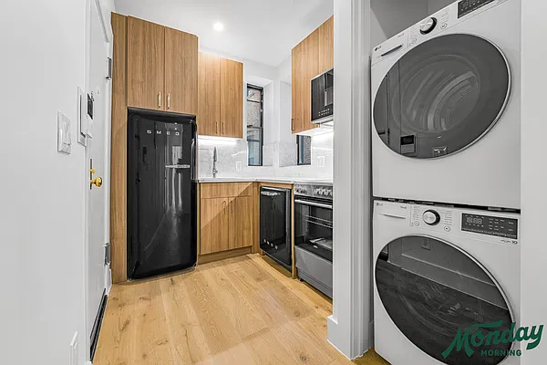 Kitchen, photo 2