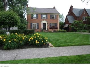 17323 Daleview Dr, Lakewood, OH