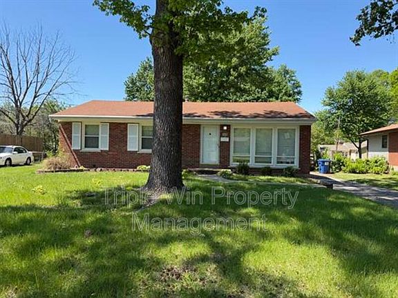 2nd image of 185 Saint Eugene Ln