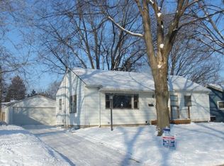 1405 Ash St, Iowa City, IA 52240