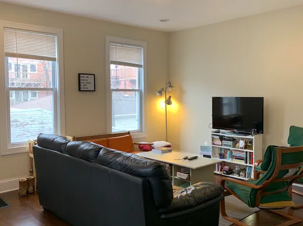 2619 N Southport Ave APT Ch, Chicago, IL 60614