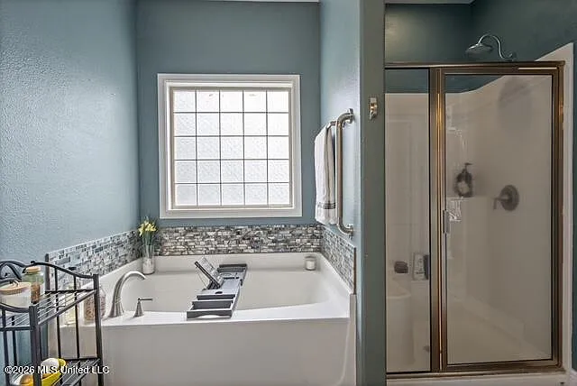 2184 Volterra Cir — Photo 11
