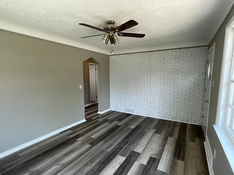 3625 Prairie Ave — Photo 17