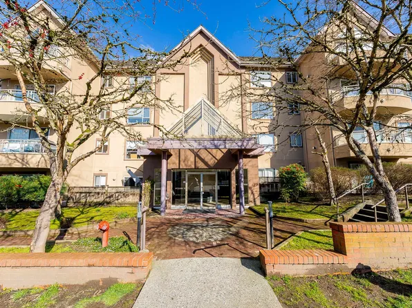 2285 Pitt River Rd #406, Pt Coquitlam, BC V3C 1R7