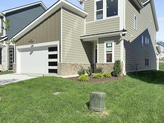 2nd image of 1200 Linn Cove Ct Lot 165