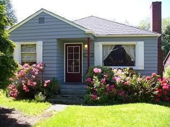 11715 Sand Point Way NE, Seattle, WA 98125