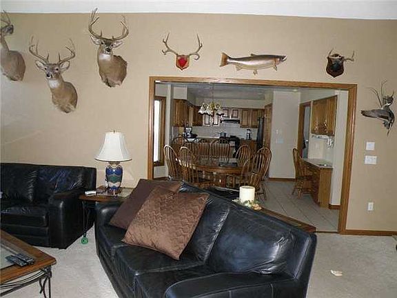 4th image of 10268 White Oak Dr