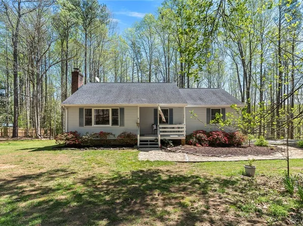 16383 Pine Springs Ln, Beaverdam, VA 23015