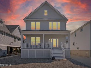 125 10th Ave, Seaside Park, NJ 08752