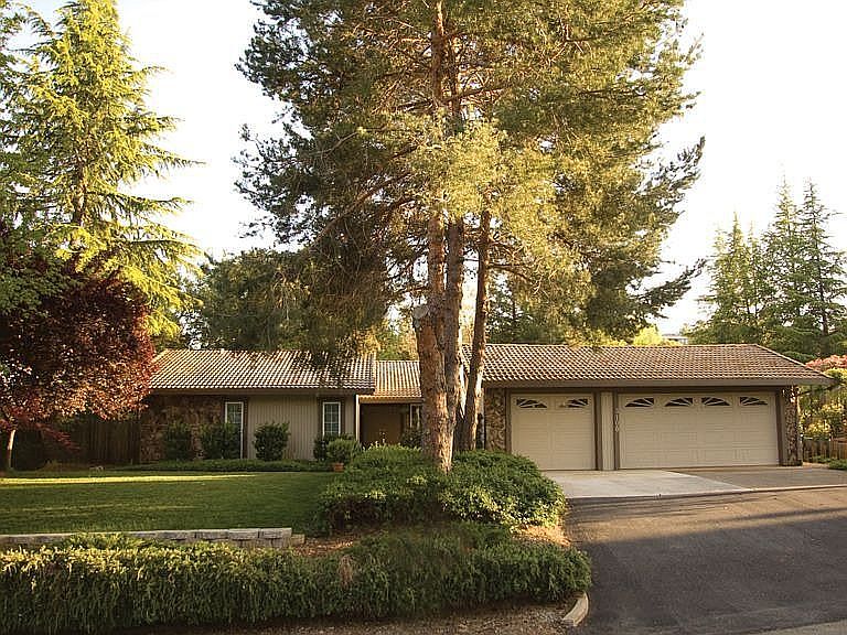1st image of 3100 Granada Dr