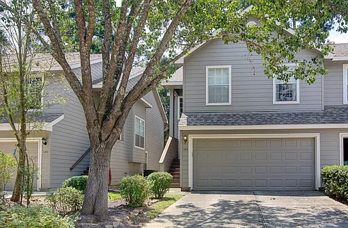 127 N Villa Oaks Dr Photo 1