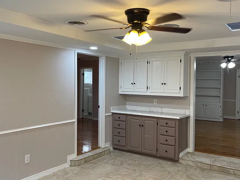 3611 Fleetwood Dr — Photo 19
