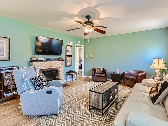 Family Room 1