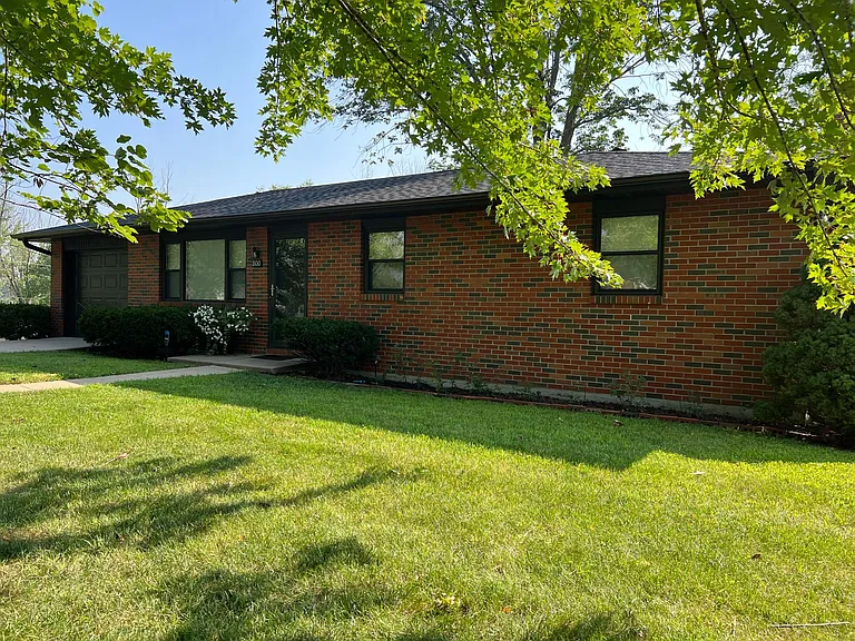 800 N West Park Ln — Photo 1