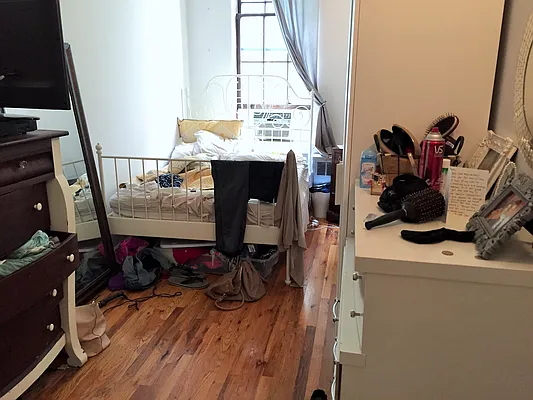 Rented by Joe Gotham LTD | media 16