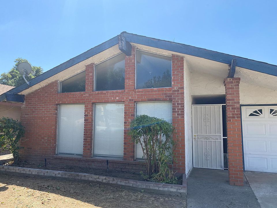 1st image of 2045 W Simpson Ave #101