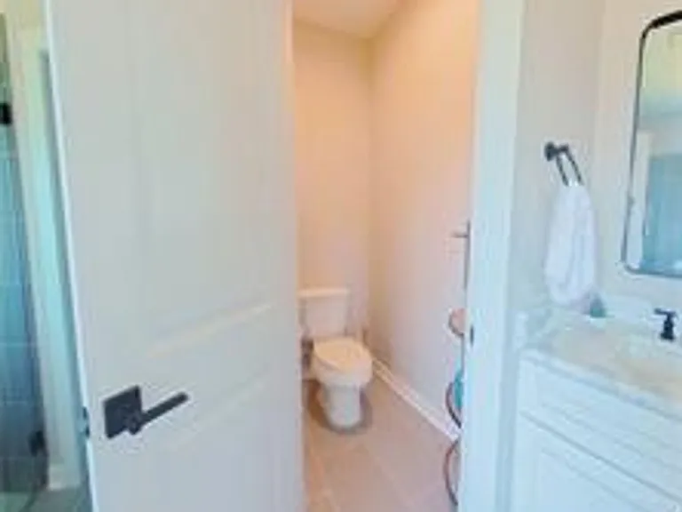 2105 Aleppo Ct — Photo 9