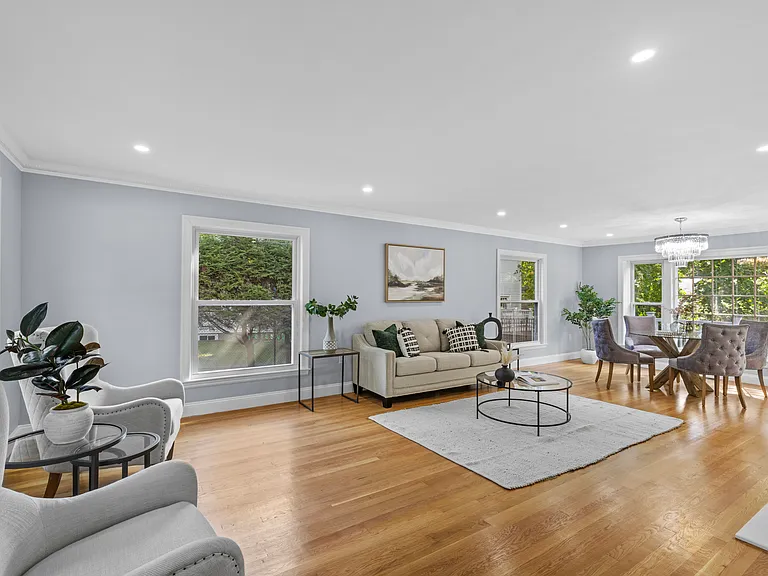 108 Radcliffe Rd — Photo 3