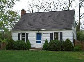 1st image of 3055 Oakwood St