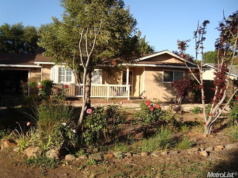 1st image of 3740 Los Santos Dr