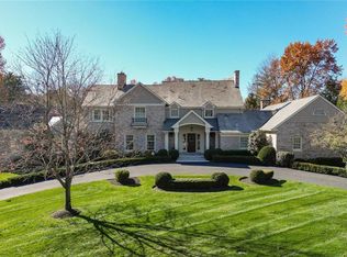 17 Countryside Ln, Saint Louis, MO 63131