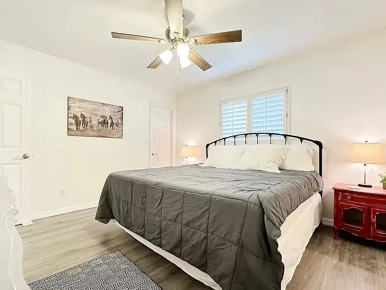 6500 SW 60th Ave — Photo 10