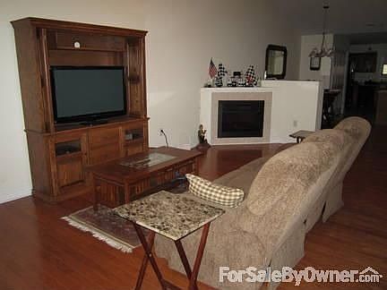 Living Room
						:
						Gas Fireplace, Hardwood Floors